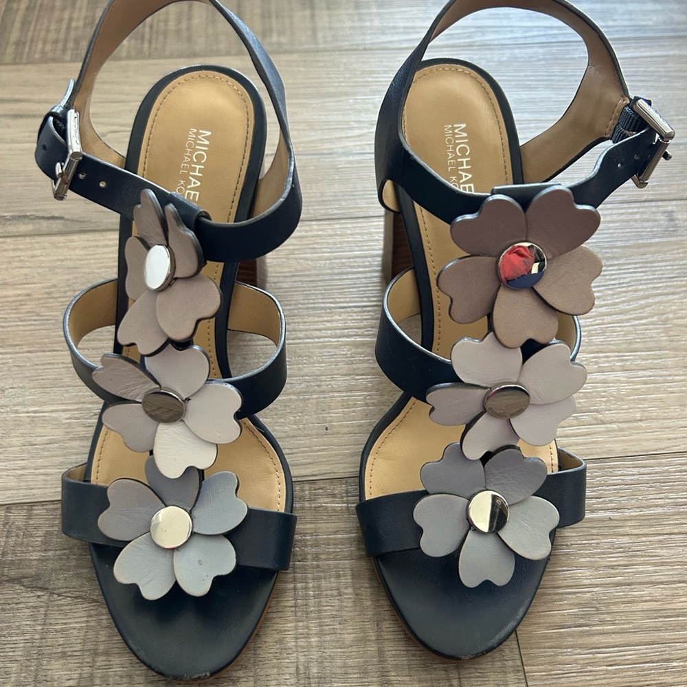 MICHAEL Michael Kors Black and Gray Floral Sandals